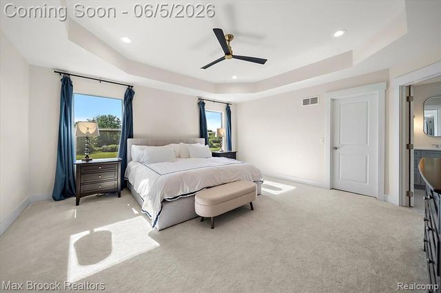1942 Nottingham Drive, Rochester Hills, MI 48307
