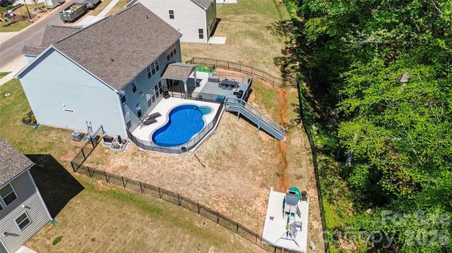 169 Asmodean Lane, Troutman, NC 28166