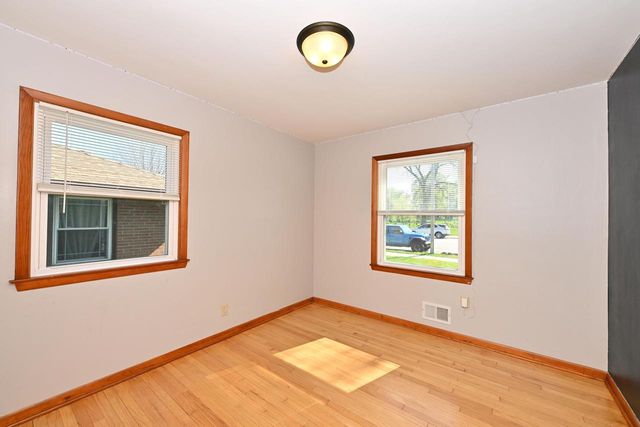 3845 13th STREET, Milwaukee, WI 53221