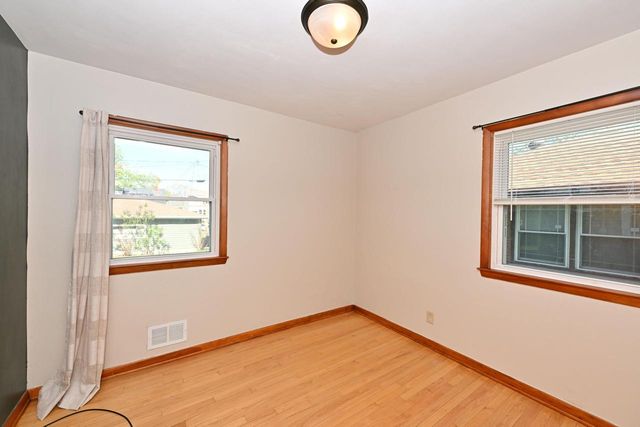 3845 13th STREET, Milwaukee, WI 53221