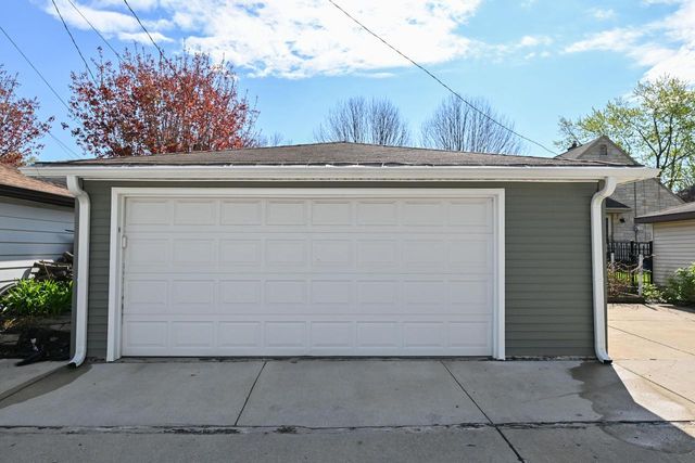 3845 13th STREET, Milwaukee, WI 53221