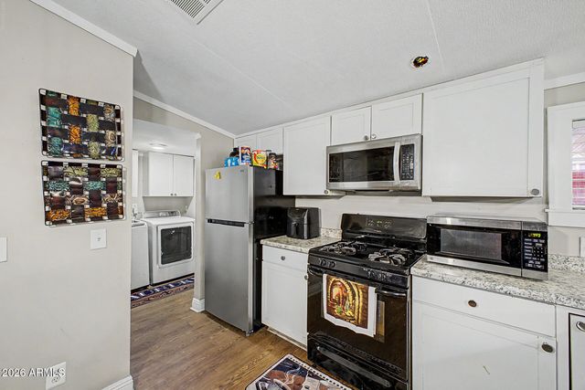 11000 N 91ST Avenue 21, Peoria, AZ 85345