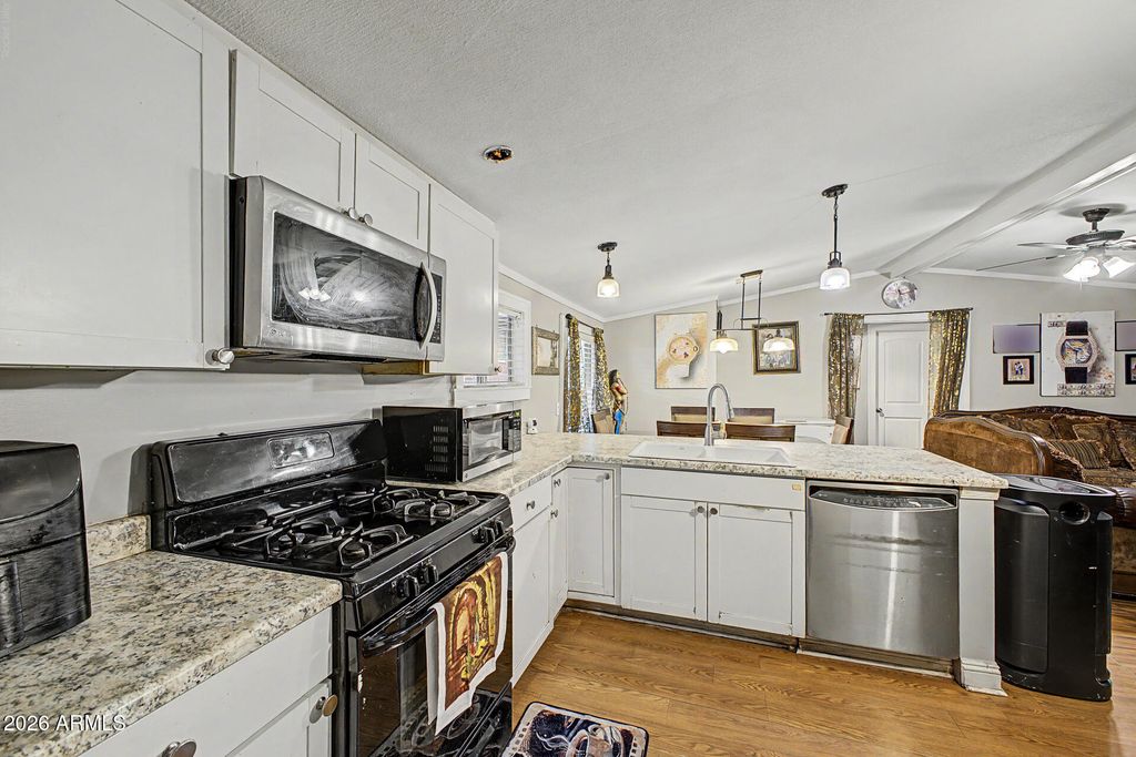 11000 N 91ST Avenue 21, Peoria, AZ 85345 — photo 5