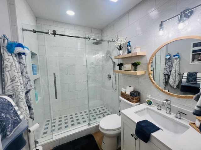 5 Sadowski, Key Colony, FL 33051