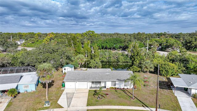 2155 LAKESHORE CIRCLE, Port Charlotte, FL 33952