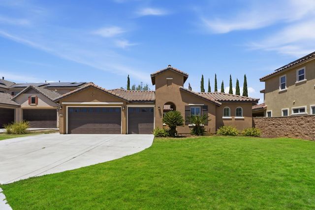 5504 Tapia Court, Bakersfield, CA 93306
