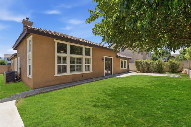 5504 Tapia Court, Bakersfield, CA 93306