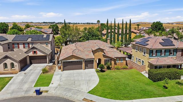 5504 Tapia Court, Bakersfield, CA 93306