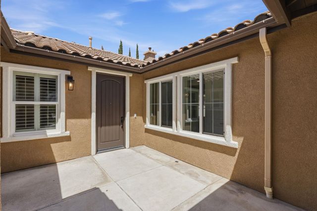5504 Tapia Court, Bakersfield, CA 93306