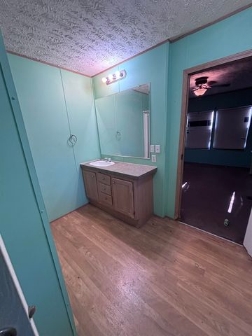 114 Mossburg Rd, Chesnee, SC 29323