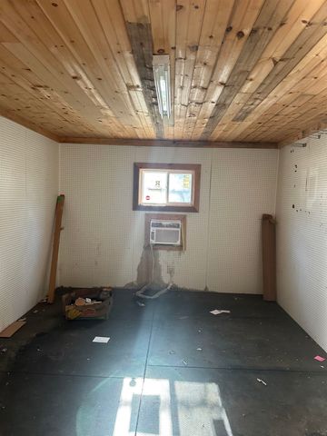 114 Mossburg Rd, Chesnee, SC 29323