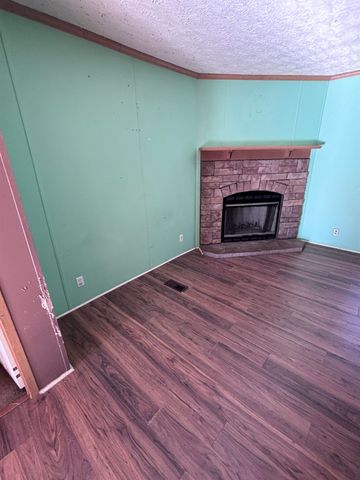 114 Mossburg Rd, Chesnee, SC 29323