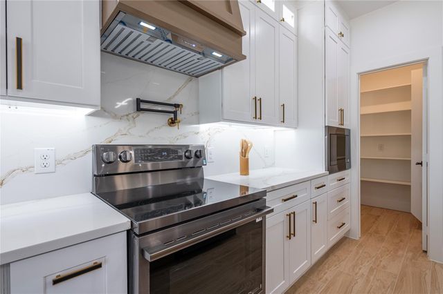 352 County Road 6490, Dayton, TX 77535