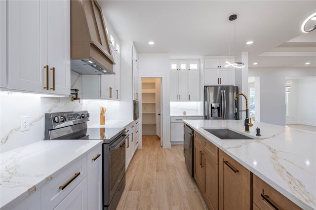 352 County Road 6490, Dayton, TX 77535