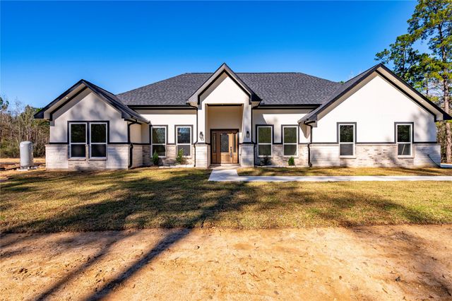 352 County Road 6490, Dayton, TX 77535