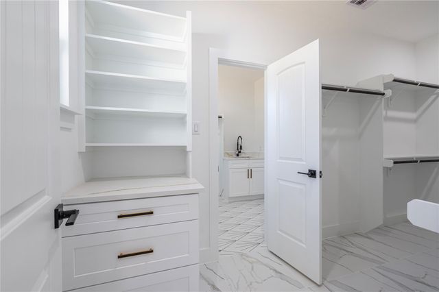 352 County Road 6490, Dayton, TX 77535