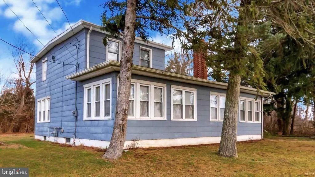 2270 HARDING HWY, Newfield, NJ 08344