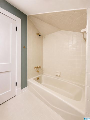 601 Oak Street NE, Decatur, AL 35601