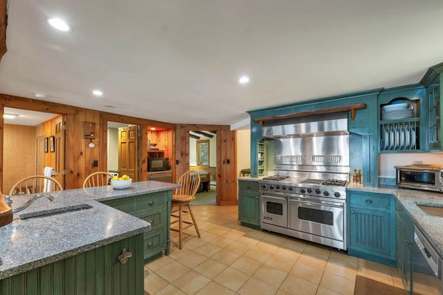 28 Veasey Shore Road, Meredith, NH 03253