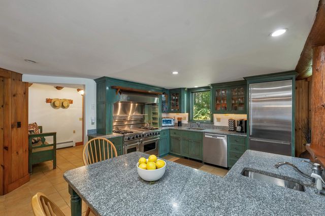 28 Veasey Shore Road, Meredith, NH 03253