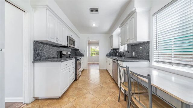 12549 Barbara Ann, North Hollywood, CA 91605