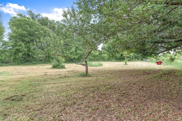 201 Killough Street, Newark, TX 76071