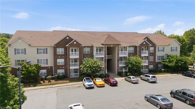 1380 Heritage Pointe Drive 204, Winston-salem, NC 27127