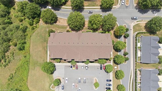 1380 Heritage Pointe Drive 204, Winston-salem, NC 27127