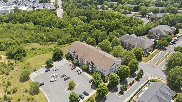1380 Heritage Pointe Drive 204, Winston-salem, NC 27127