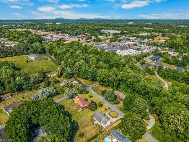 1004 Briarcliff Road, Yadkinville, NC 27055