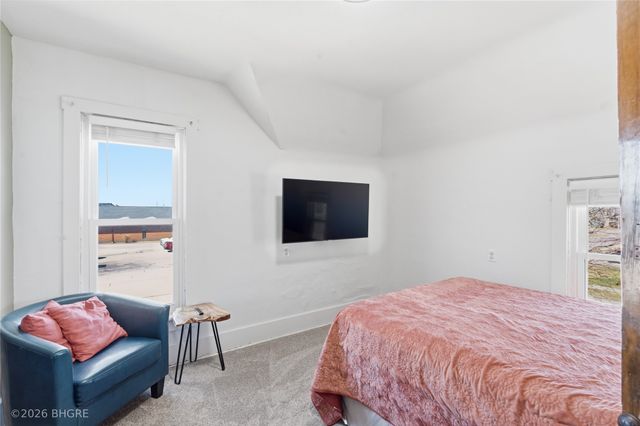 110 N 3rd Street, Indianola, IA 50125