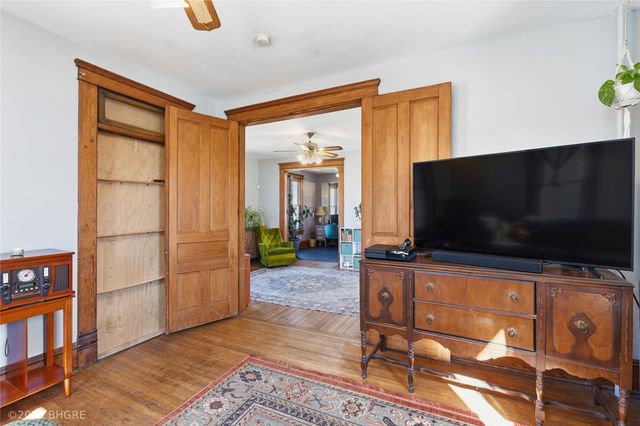 110 N 3rd Street, Indianola, IA 50125