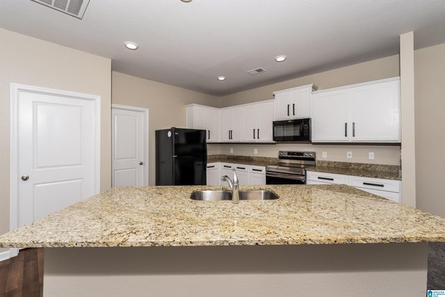 355 FARMHOUSE LANE, Springville, AL 35146