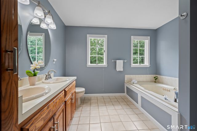 40 Gulf Road, Stafford, CT 06076