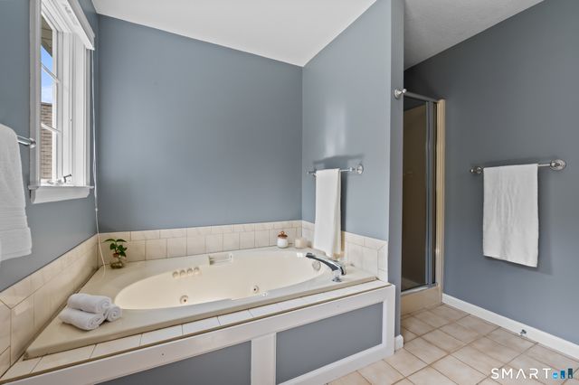 40 Gulf Road, Stafford, CT 06076