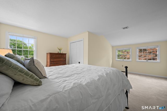 40 Gulf Road, Stafford, CT 06076
