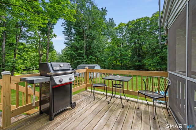 40 Gulf Road, Stafford, CT 06076
