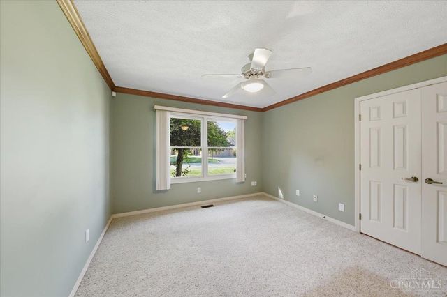 18 Hathaway Commons Drive, Lebanon, OH 45036
