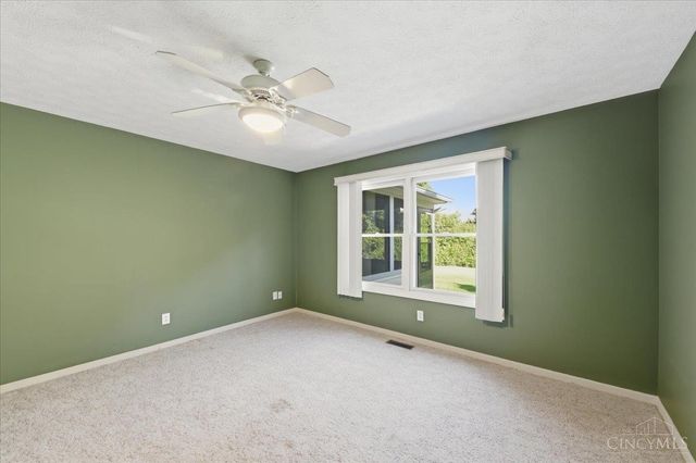 18 Hathaway Commons Drive, Lebanon, OH 45036