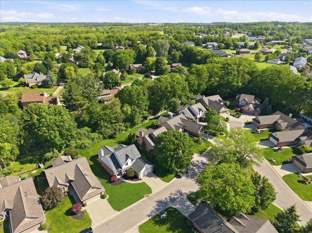 18 Hathaway Commons Drive, Lebanon, OH 45036