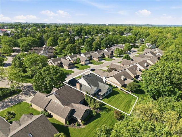 18 Hathaway Commons Drive, Lebanon, OH 45036