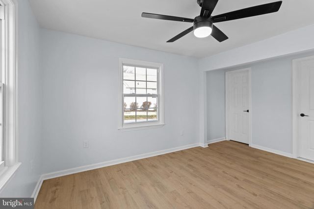 3070 CONCORD RD, Aston, PA 19014