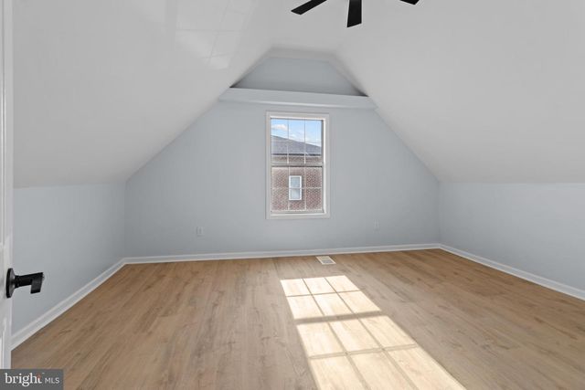 3070 CONCORD RD, Aston, PA 19014