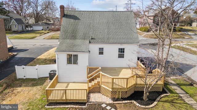 3070 CONCORD RD, Aston, PA 19014