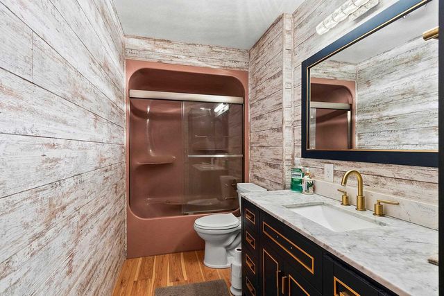 309 S WARRINGTON AVENUE, Cecil, WI 54111