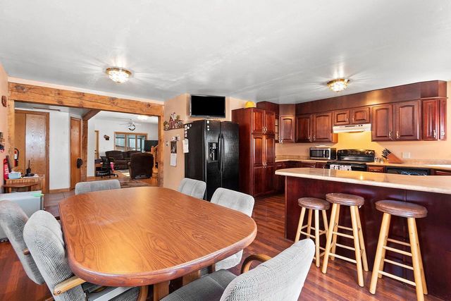 309 S WARRINGTON AVENUE, Cecil, WI 54111