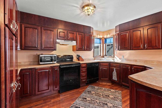 309 S WARRINGTON AVENUE, Cecil, WI 54111