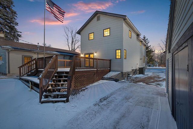 309 S WARRINGTON AVENUE, Cecil, WI 54111