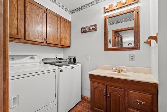 309 S WARRINGTON AVENUE, Cecil, WI 54111