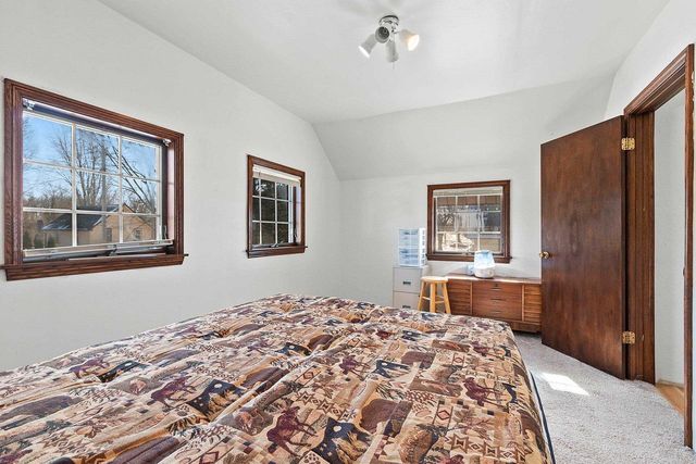 309 S WARRINGTON AVENUE, Cecil, WI 54111